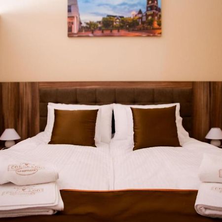 Irany Colorado Apartman Bed & Breakfast Nyiregyhaza Ngoại thất bức ảnh